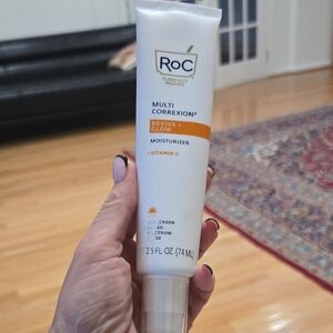 RoC Multi Correxion Revive + Glow Moisturizer